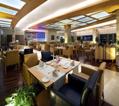 Atlantis at The Safir Marina Hotel