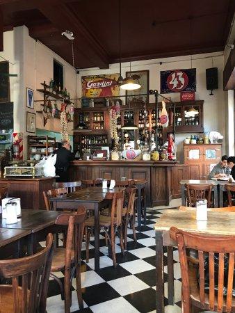 Hipopotamo Bar