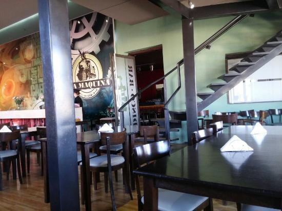 La Maquina Resto Bar