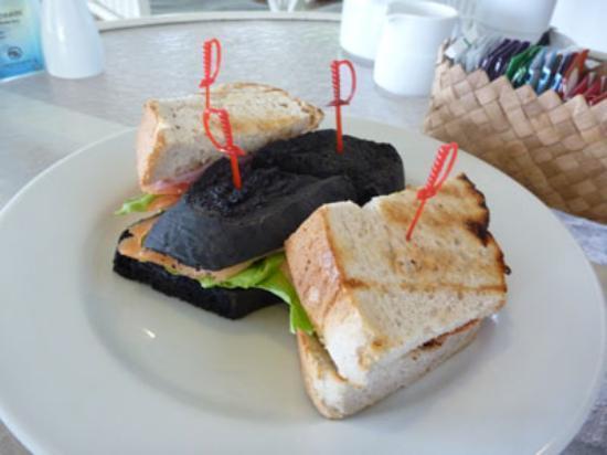 Mesekiu Waterhole Bar