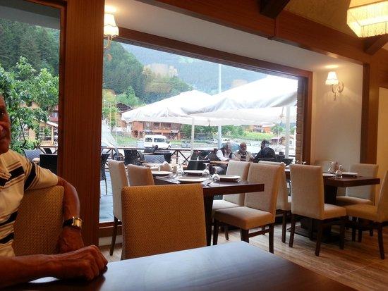 Uzungol Ada Restaurant