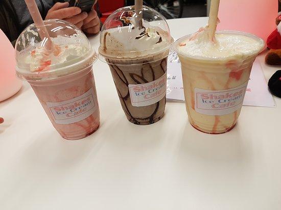 Shakes Ice Cream Cafe