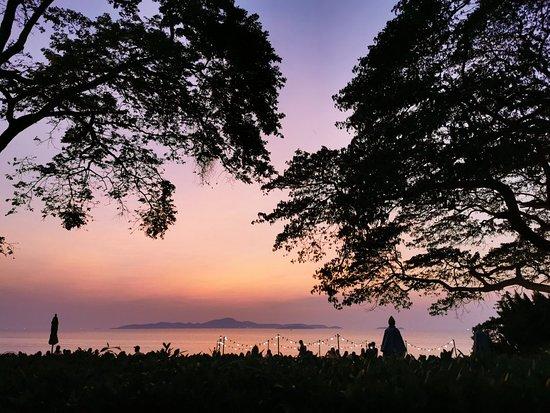 The Sky Gallery Restaurants