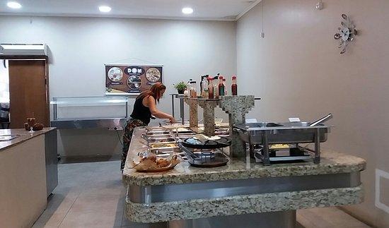 Dom Restaurante e Pizzaria