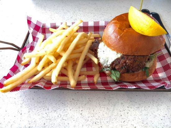 Penny Whistlers Cafe