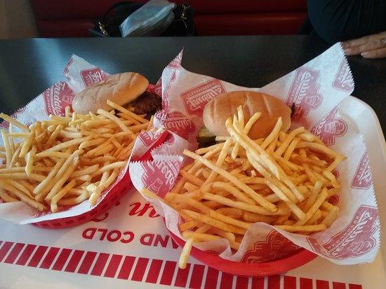 Freddy's Frozen Custard & Steak Burgers
