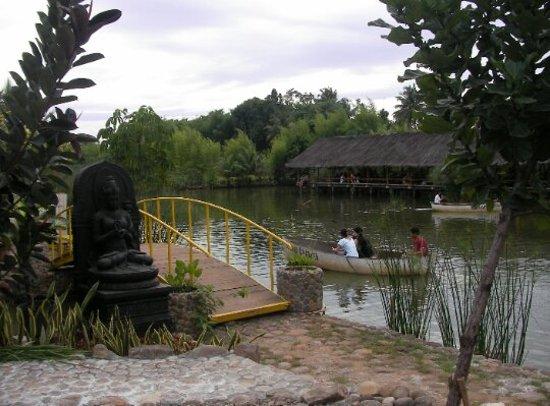 Saung Telaga