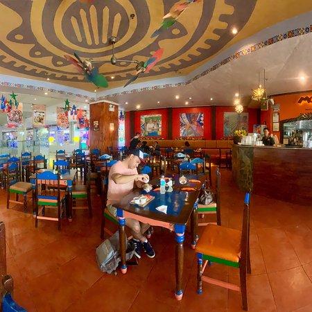 Mooon Cafe