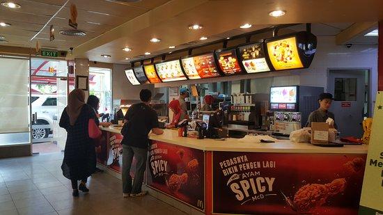 McDonald's Plaza Marina