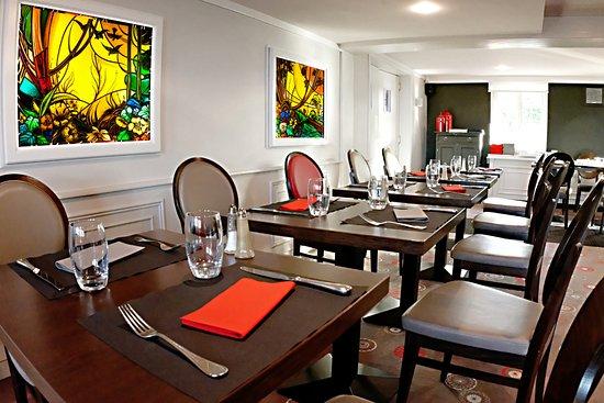 Le Manoir Brasserie