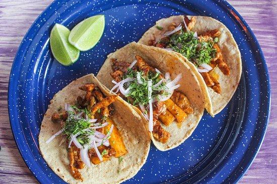 Rosa Mezcal Taqueria