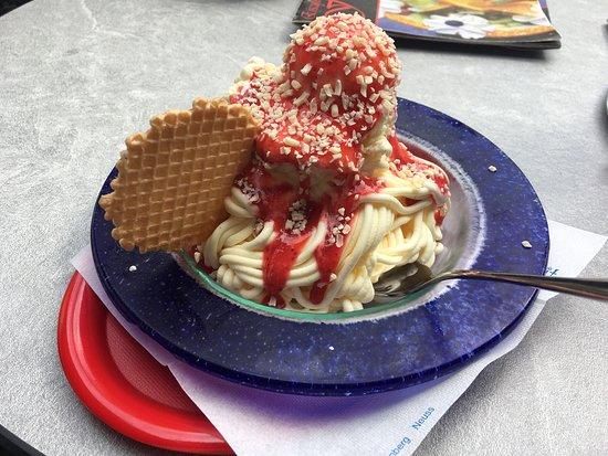 EisCafé Fontana