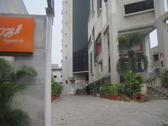 AFOOZO Ginger Hotel Vadapalani