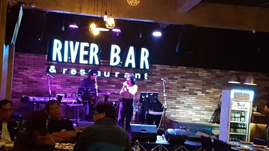 River Bar and Restaurant