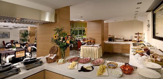 Al Bacio Restaurant