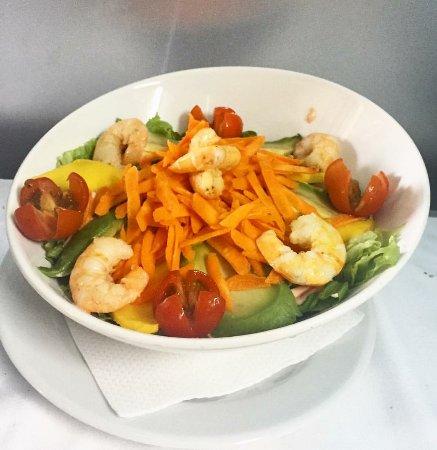 Sacas Eatery Bar