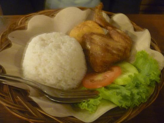 Ayam Penyet Bu Tris