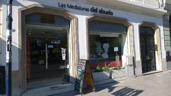 Las Medialunas Del Abuelo