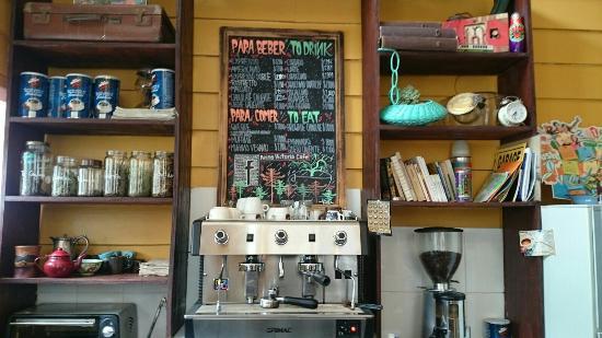 Reina Victoria Cafe