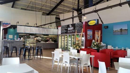 Sharky's Restaurant Bar and Grill