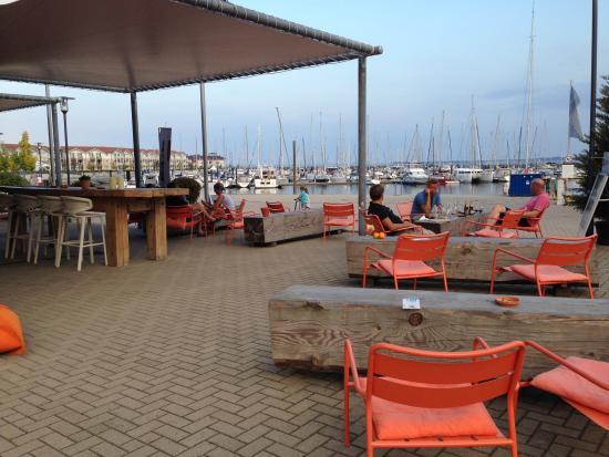 Tavolo in der YachtWelt Weisse Wiek