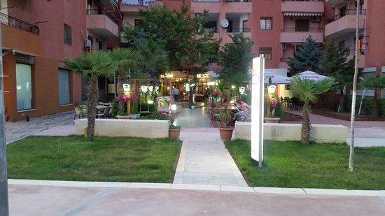 Piceri Restorant Queen