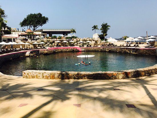 La Concha Acapulco Seafood Restaurant