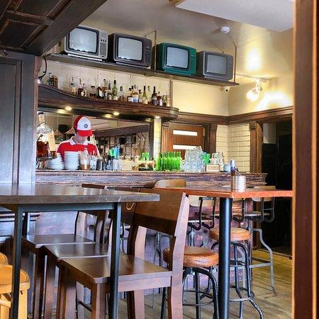 Silelis Gastropub