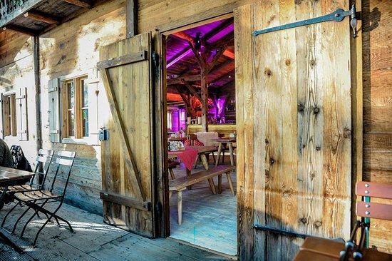 Lorettas Almhütte