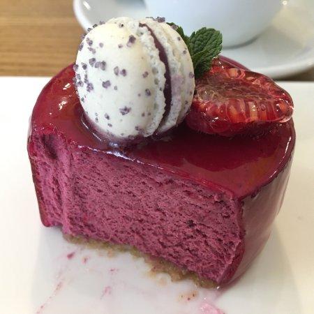 HONEY. Cafe Patisserie