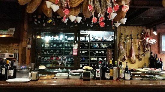 Casa De Vinos Doctrinos