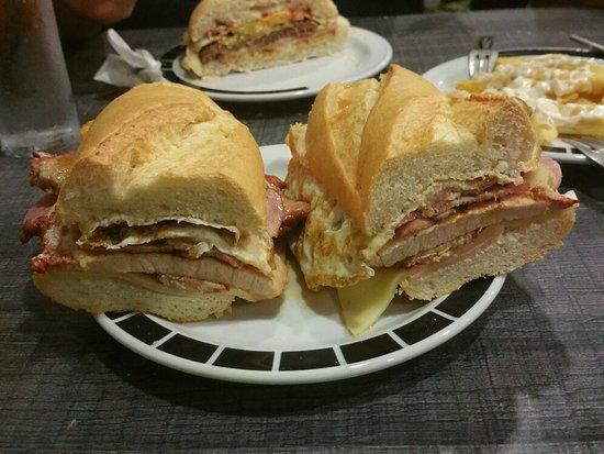 Bar Loal
