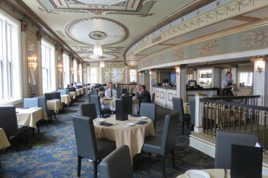 The Metropolitan Entertainment Centre