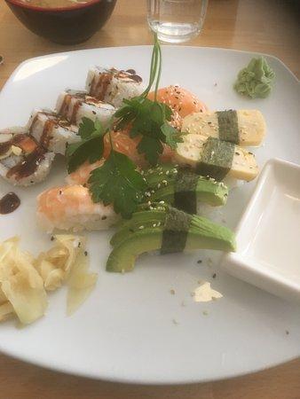 Niko Sushi Bar