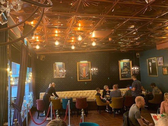 Joans Cafe & Bistro