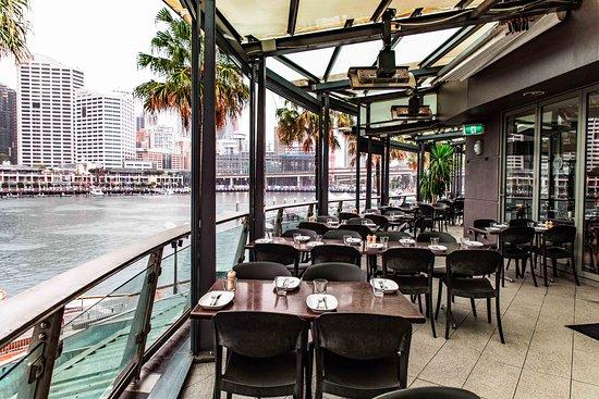 Hurricane's Grill Darling Harbour