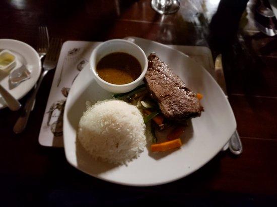 Amulonga Restaurant at Azambezi River Lodge