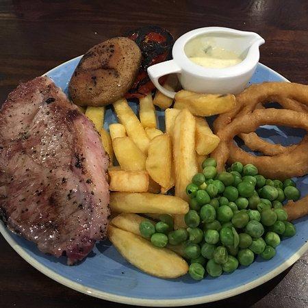 The Boot Inn and Kitchen