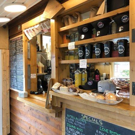 The Courtenay Grind Espresso & Smoothie Bar