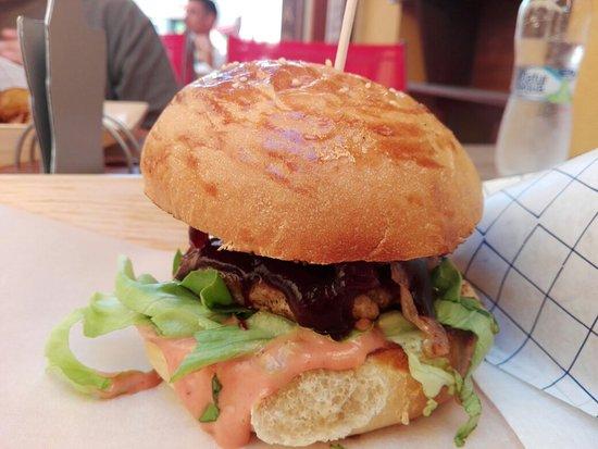 Loft Burger Bár