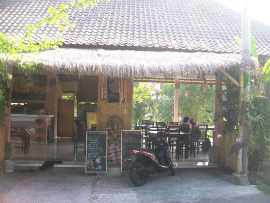 Apples Madu Warung
