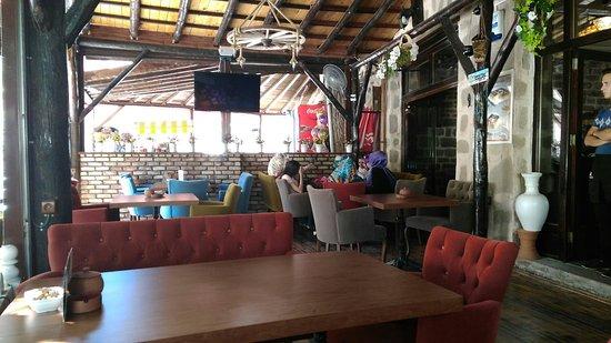 Silenos Cafe