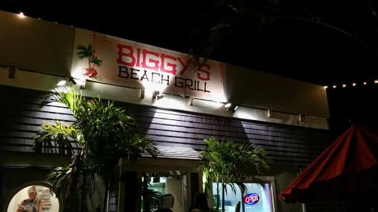 Biggy's Beach Grill