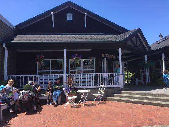 Cannon Beach Bakery