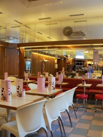 Aida Cafe