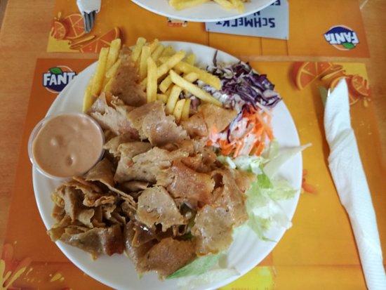 Mega Pizza Kebab