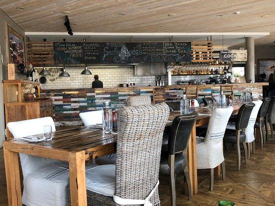 Surfers Lodge Restaurant