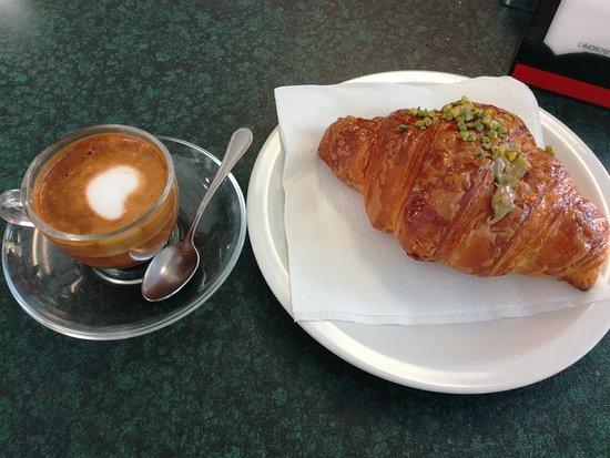 Caffetteria Pasticceria Saint Honore di Loprete Pasquale