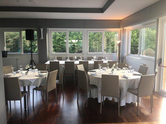 Jolly Restaurant