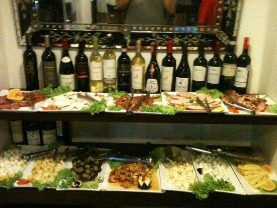 Benedito Bar & Grill